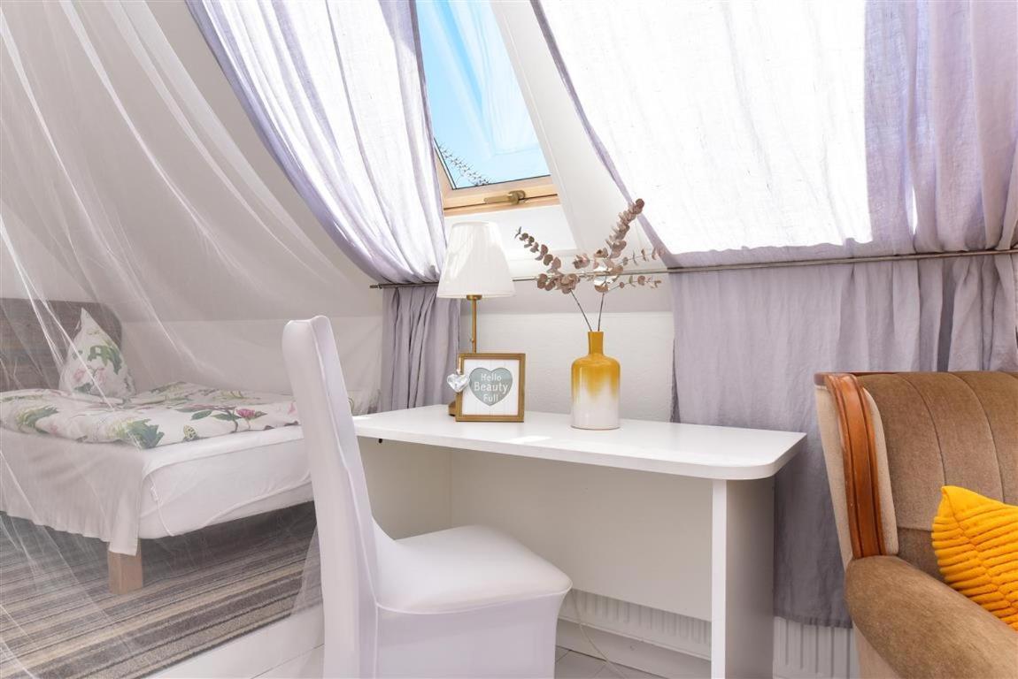 Spicite Hotell Ventspils Eksteriør bilde