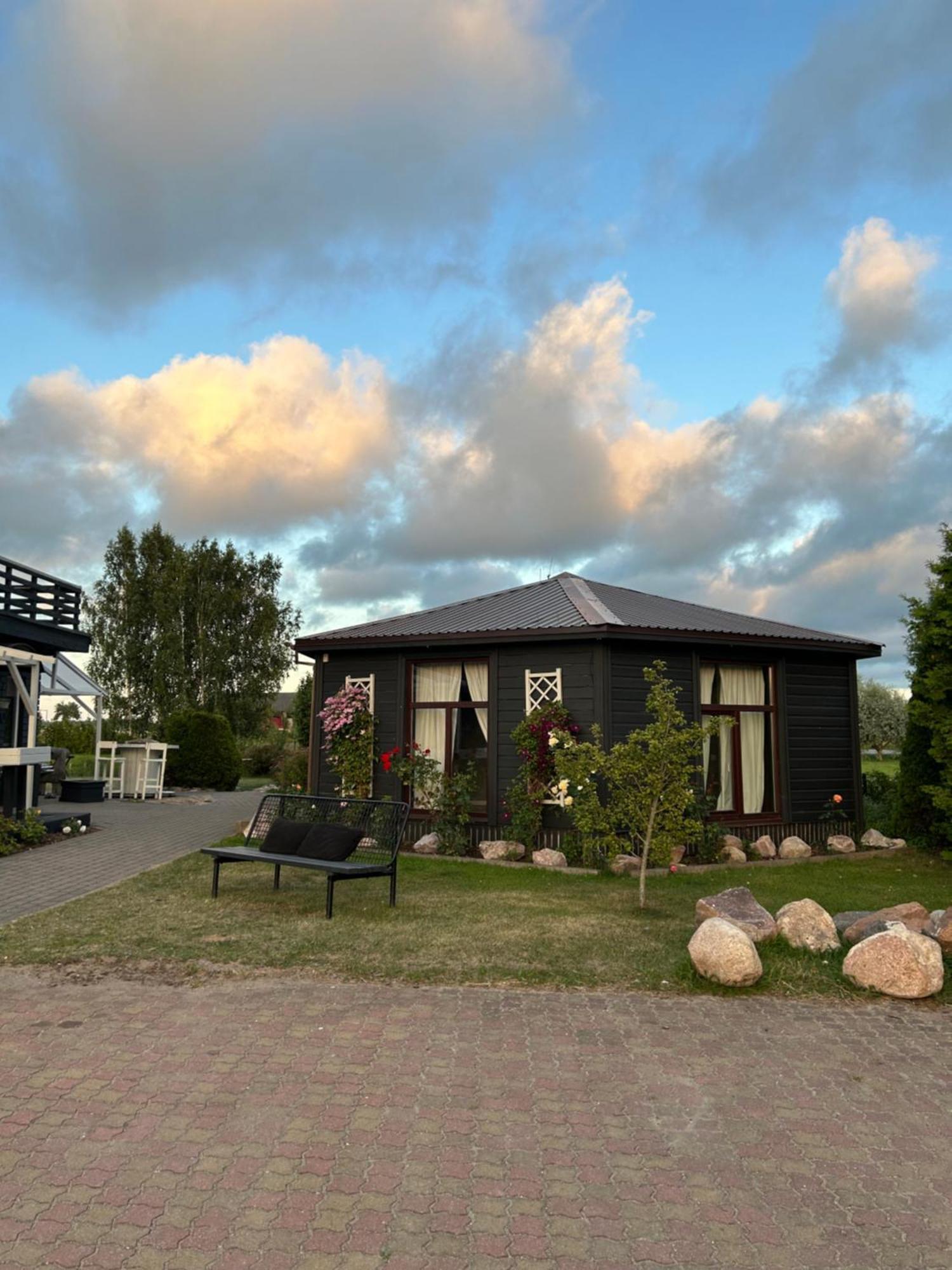 Spicite Hotell Ventspils Eksteriør bilde